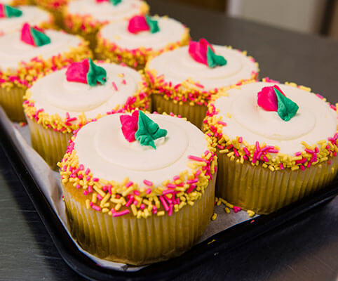 Raspberry Lemonade Cupcake